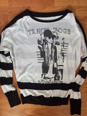2000’s Grunge Indie Sleaze Edgy Striped Black and White Graphic Print Sweater